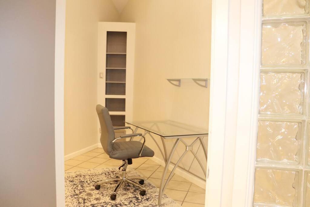 2 Bdr With Workspace & Patio In Montrose Villa Houston Ngoại thất bức ảnh
